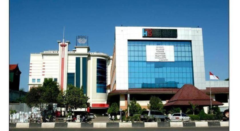 Hotel Banjarmasin International Exterior photo